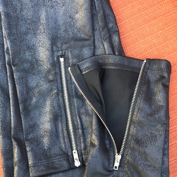 boutique Pants - ZIPPER BACK VEGAN LEGGING. CLOSING SALE